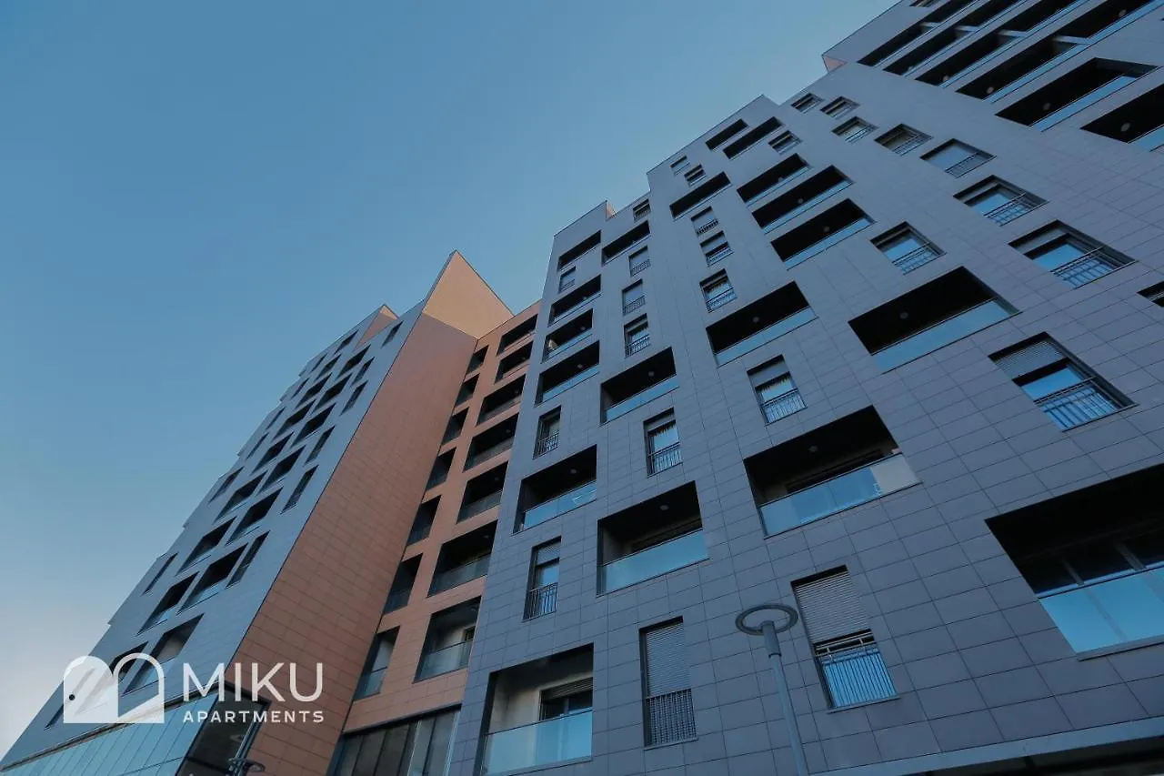 Miku Apartment - Bright 1 Bedroom Apartment At Olympic Residence Tirana 0*,  Albania