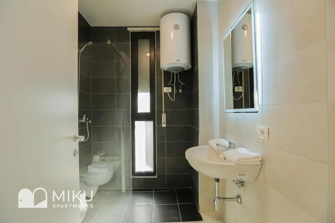 Miku Apartment - Bright 1 Bedroom Apartment At Olympic Residence Tirana