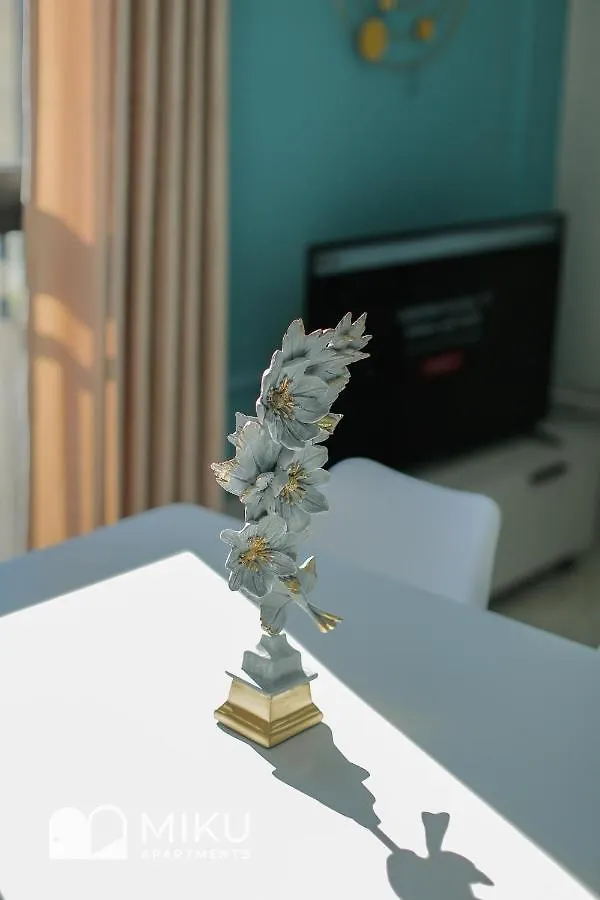 Miku Apartment - Bright 1 Bedroom Apartment At Olympic Residence Tirana 0*,